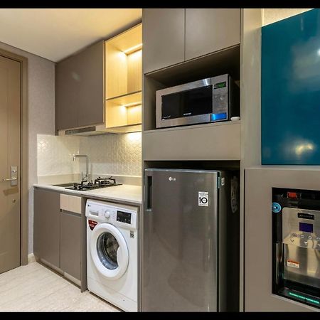 Gold Coast Apartemen Pik By Dluxx Джакарта Экстерьер фото