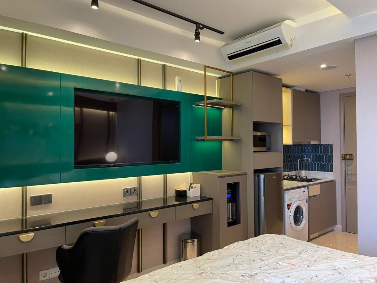Gold Coast Apartemen Pik By Dluxx Джакарта Экстерьер фото