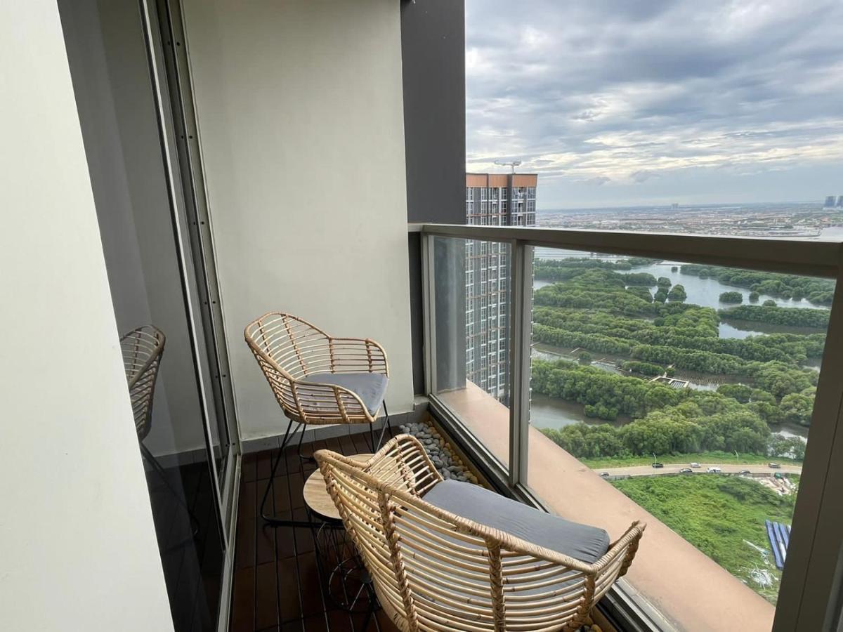 Gold Coast Apartemen Pik By Dluxx Джакарта Экстерьер фото