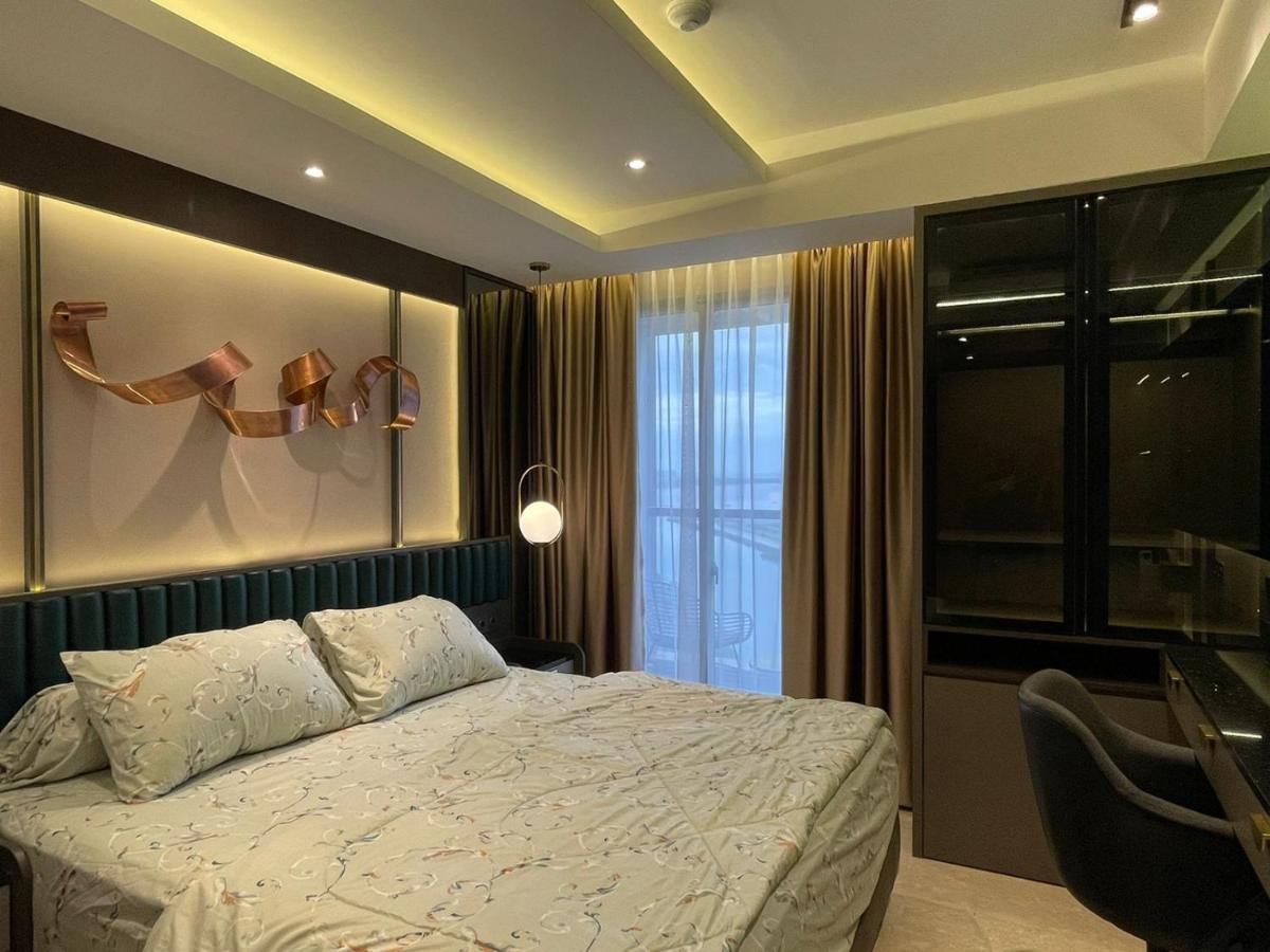 Gold Coast Apartemen Pik By Dluxx Джакарта Экстерьер фото