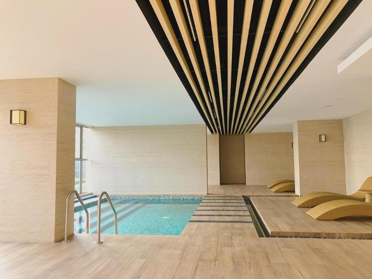 Gold Coast Apartemen Pik By Dluxx Джакарта Экстерьер фото